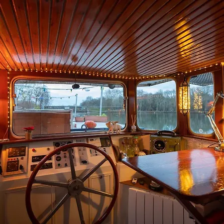 Bed & Breakfast Bateau Peniche Au Coeur De