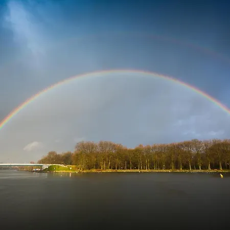 Bateau Peniche Au Coeur De * Lille